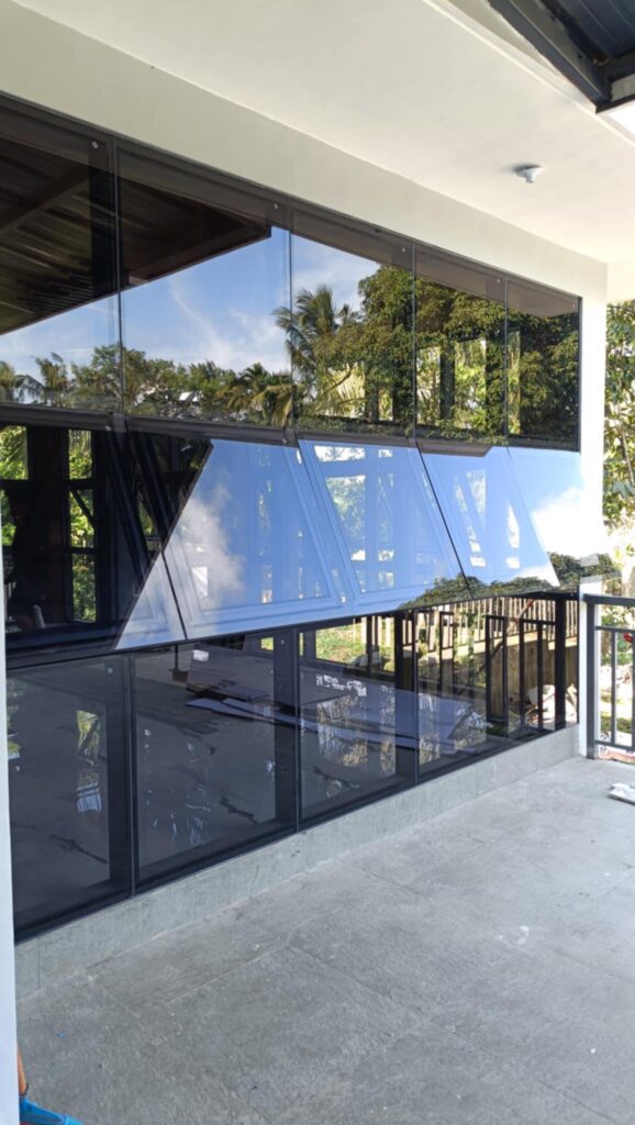 R and A Aluminum Works - Awning Window